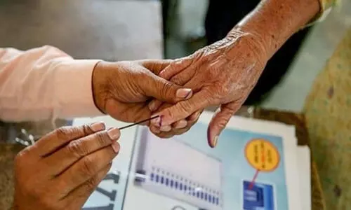 പുതുപ്പള്ളി ഉപതിരഞ്ഞെടുപ്പ് : ജീവനക്കാർക്ക് അവധി അനുവദിക്കണമെന്ന് ലേബർ കമീഷണർ