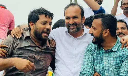 കുറിച്ച് വെച്ചോളു, റെക്കോർഡ് ഭൂരിപക്ഷത്തിന് ചാണ്ടി ജയിക്കുമെന്ന് ഷാഫി പറമ്പിൽ കുറിച്ച് വെച്ചോളു, റെക്കോർഡ് ഭൂരിപക്ഷത്തിന് ചാണ്ടി ജയിക്കുമെന്ന് ഷാഫി പറമ്പിൽ