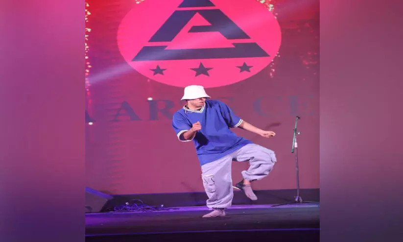 ഓ​ൾ സ്റ്റൈ​ൽ ഡാ​ൻ​സ് മ​ത്സ​ര​ത്തി​ൽ  വീ​ണ്ടും ഒ​ന്നാ​മ​നാ​യി വൈ​ഭ​വ് ദ​ത്ത്