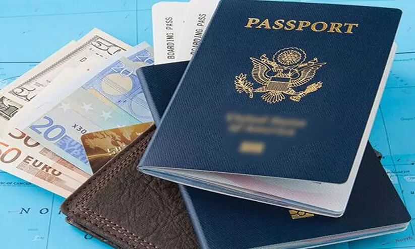 അ​ന​ധി​കൃ​ത​മാ​യി രാ​ജ്യം വി​ടാ​ന്‍ ശ്ര​മി​ച്ച വി​ദേ​ശി​ക​ൾ പി​ടി​യി​ൽ