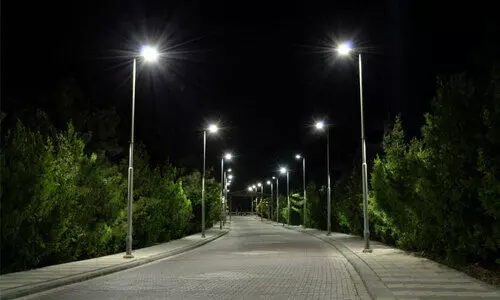 ചുങ്കപ്പാറ-ആലപ്രക്കാട് റോഡ് ഇരുട്ടിൽ; വഴിവിളക്കുകൾ സ്ഥാപിക്കണമെന്ന് ആവശ്യം ചുങ്കപ്പാറ-ആലപ്രക്കാട് റോഡ് ഇരുട്ടിൽ; വഴിവിളക്കുകൾ സ്ഥാപിക്കണമെന്ന് ആവശ്യം