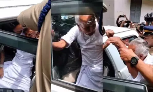 കോടതിവളപ്പിൽ മുദ്രാവാക്യം വിളിച്ച് ഗ്രോ വാസു; ഏഴാം സാക്ഷി കൂറുമാറി, വിചാരണ നീട്ടി