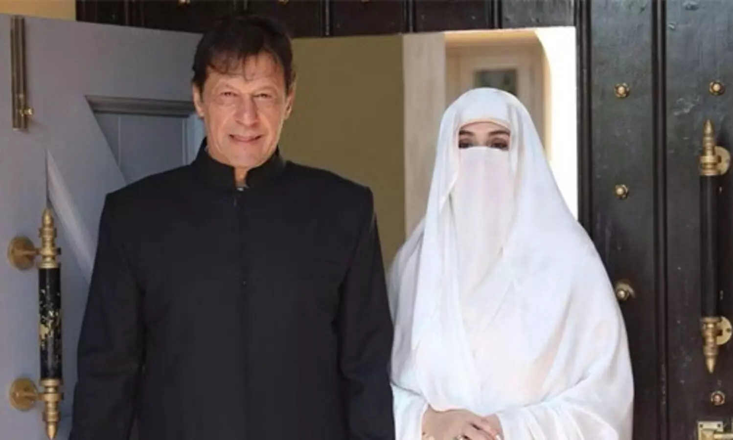 അറസ്റ്റ് തടയണമെന്ന് ആവശ്യപ്പെട്ട്  ഇംറാൻ ഖാന്റെ ഭാര്യ ലാഹോർ ഹൈകോടതിയെ സമീപിച്ചു