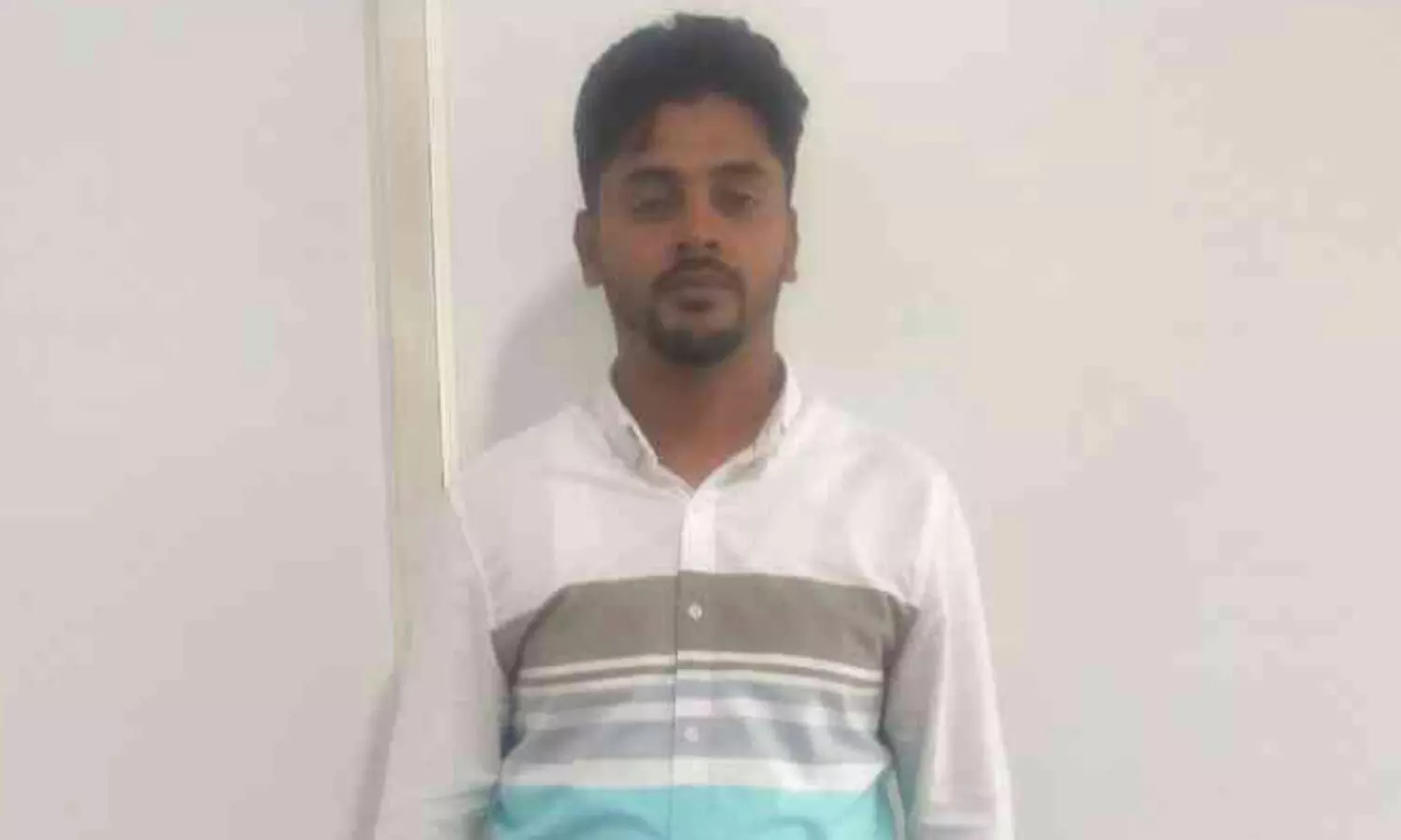 കരിപ്പൂരിൽ വി​മാ​ന​ത്തി​ലെ സീ​റ്റി​ലൊ​ളി​പ്പി​ച്ച​ത​ട​ക്കം ര​ണ്ട​ര കോ​ടി​യു​ടെ സ്വ​ര്‍ണം പിടികൂടി