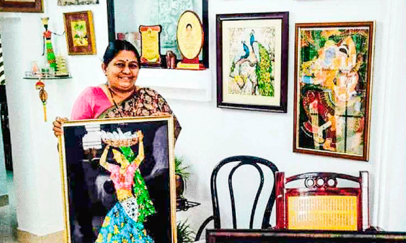 വിശ്രമജീവിതത്തിലും വരയുടെ ലോകത്ത് വർണവിസ്മയം തീർത്ത് ഹേമലത ടീച്ചർ വിശ്രമജീവിതത്തിലും വരയുടെ ലോകത്ത് വർണവിസ്മയം തീർത്ത് ഹേമലത ടീച്ചർ