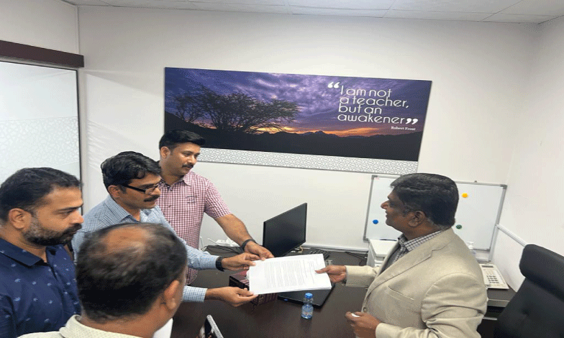 പ്രി​ൻ​സി​പ്പ​ൽ നി​യ​മ​നം, അ​ധ്യാ​പ​ക ഒ​ഴി​വ്​ നി​ക​ത്ത​ൽ; ഇ​ന്ത്യ​ൻ സ്കൂ​ൾ മ​സ്ക​ത്ത്​ അ​ധി​കൃ​ത​ർ​ക്ക്  ​രക്ഷിതാക്കൾ പ​രാ​തി ന​ൽ​കി