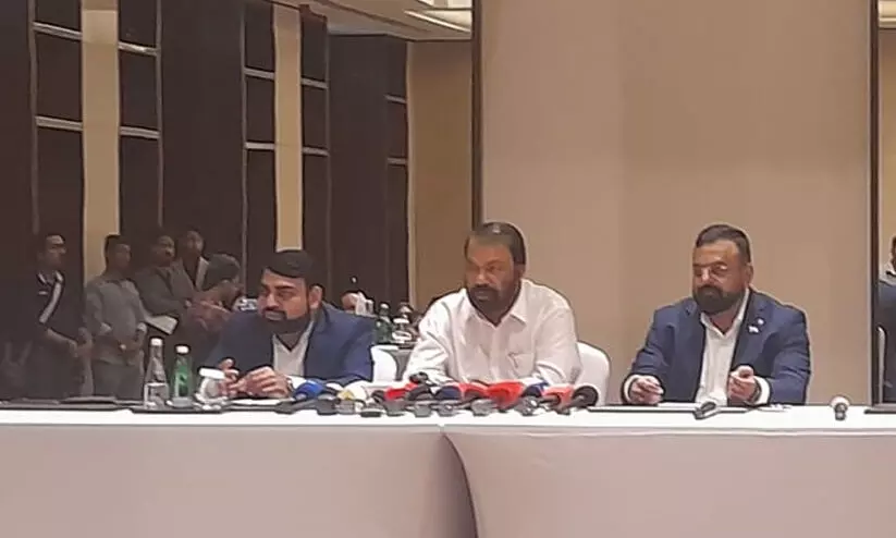 യു.എ.ഇയിൽ കൂടുതൽ സ്കൂളുകളിൽ പ്ലസ് ടു ബാച്ച് അനുവദിക്കുന്ന കാര്യം പരിഗണനയിൽ -വിദ്യാഭ്യാസ മന്ത്രി യു.എ.ഇയിൽ കൂടുതൽ സ്കൂളുകളിൽ പ്ലസ് ടു ബാച്ച് അനുവദിക്കുന്ന കാര്യം പരിഗണനയിൽ -വിദ്യാഭ്യാസ മന്ത്രി