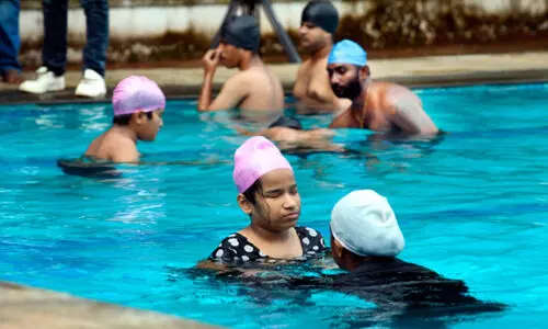 ഭിന്നശേഷിക്കാർക്ക് നീന്തൽ പരിശീലനം തുടങ്ങി