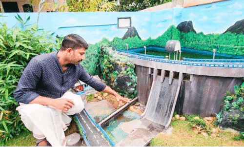 വീട്ടുമുറ്റത്ത്​ ഇടുക്കി ഡാം തീർത്ത്​ യുവാവ്
