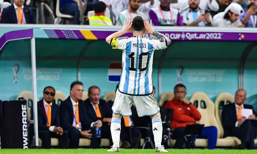 Luis Van Gaal, Lionel Messi