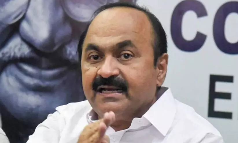 ഇന്ത്യ എന്നതു പോലെ ഇമ്പവും സ്നേഹവും അഭിമാനവും ഒഴുകിച്ചേരുന്നൊരു പേര് മറ്റൊന്നില്ലെന്ന് വി.ഡി സതീശൻ ഇന്ത്യ എന്നതു പോലെ ഇമ്പവും സ്നേഹവും അഭിമാനവും ഒഴുകിച്ചേരുന്നൊരു പേര് മറ്റൊന്നില്ലെന്ന് വി.ഡി സതീശൻ