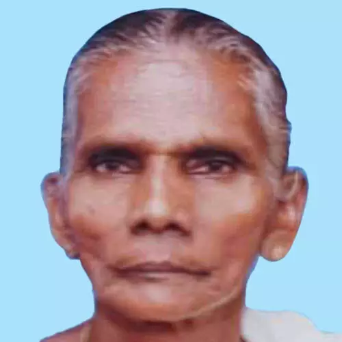 കു​റു​മ്പ