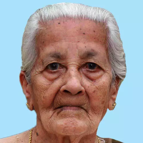 വെ​ള്ള കു​ട്ടി