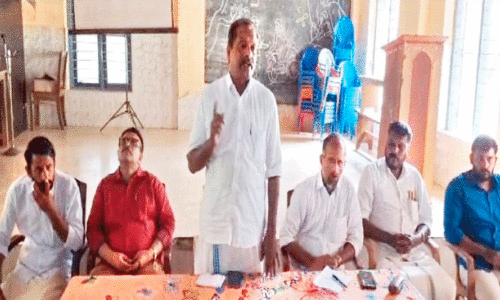 കടുവ കൂട്ടിലായില്ല; പനവല്ലിയിൽ  എം.എൽ.എയുടെ നേതൃത്വത്തിൽ യോഗം