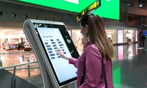 ഹ​മ​ദ് അ​ന്താ​രാ​ഷ്ട്ര വി​മാ​ന​ത്താ​വ​ള​ത്തി​ൽ ആ​രം​ഭി​ച്ച ഡി​ജി​റ്റ​ൽ കി​യോ​സ്ക്