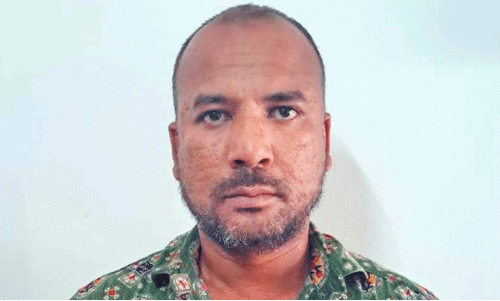 ട്രെയിനിലെ ശുചിമുറി  അടിച്ചുതകർത്തയാളെ പിടികൂടി