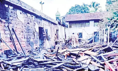 മരപ്പണിശാലയിൽ തീപിടിത്തം; ലക്ഷങ്ങളുടെ നഷ്ടം