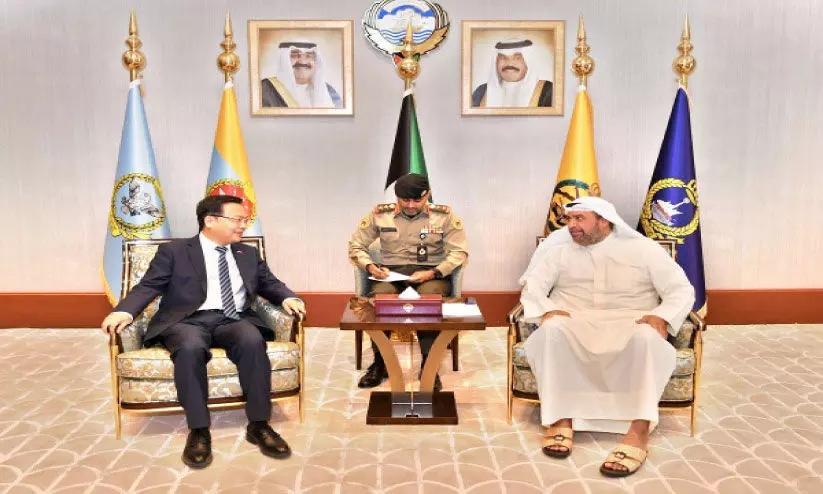 ഡെ​പ്യൂ​ട്ടി അ​മീ​റി​ന്റെ ചൈ​ന സ​ന്ദ​ർ​ശ​നം; ക്ര​മീ​ക​ര​ണ​ങ്ങ​ൾ ച​ർ​ച്ച ചെ​യ്തു