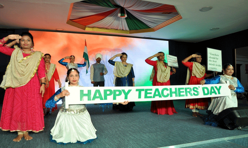 ഐ.​സി.​സി അ​ധ്യാ​പ​ക ദി​ന പ​രി​പാ​ടി​യി​ൽ​നി​ന്ന്