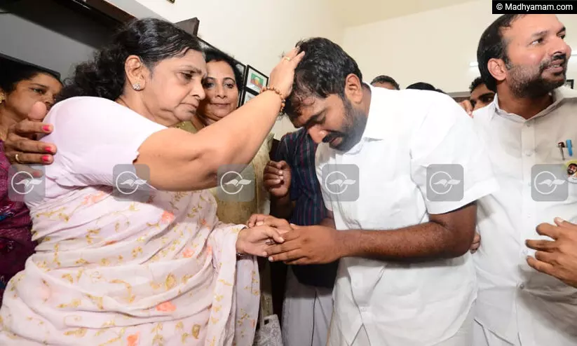 പുതുപ്പള്ളിയിലെ പുതുമണവാളനായി ചാണ്ടി ഉമ്മൻ