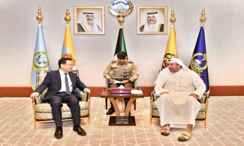 ഡെ​പ്യൂ​ട്ടി അ​മീ​റി​ന്റെ ചൈ​ന സ​ന്ദ​ർ​ശ​നം; ക്ര​മീ​ക​ര​ണ​ങ്ങ​ൾ ച​ർ​ച്ച ചെ​യ്തു