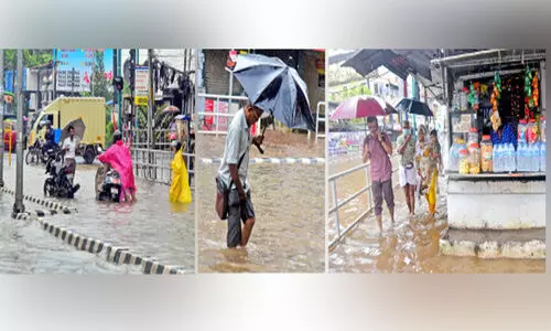ഓരോ മഴയിലും മാവൂർ റോഡിൽ മാലിന്യപ്രളയം