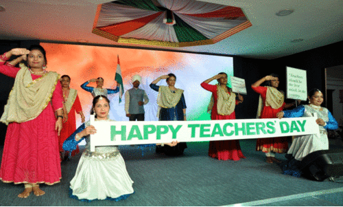 ഐ.​സി.​സി അ​ധ്യാ​പ​ക ദി​ന പ​രി​പാ​ടി​യി​ൽ​നി​ന്ന്