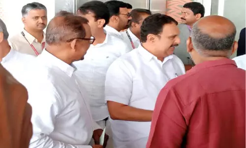 പാർലമെന്ററി സമിതി സംഘമെത്തി; കാ​സ​ർ​കോ​ട് ജില്ലക്ക് ഏറെ പ്രതീക്ഷ