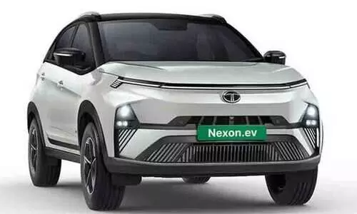 റേഞ്ചും ലുക്കും ഫീച്ചറും കൂടി; എതിരാളികളെ ഷോക്കടിപ്പിക്കാൻ നെക്സോൺ.ഇവി