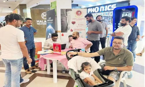 മ​മ്മൂ​ട്ടി​യു​ടെ പി​റ​ന്നാ​ൾ: മെ​ഗാ ര​ക്ത​ദാ​ന ക്യാ​മ്പ്​ സം​ഘ​ടി​പ്പി​ച്ച്​ ആ​രാ​ധ​ക​ർ