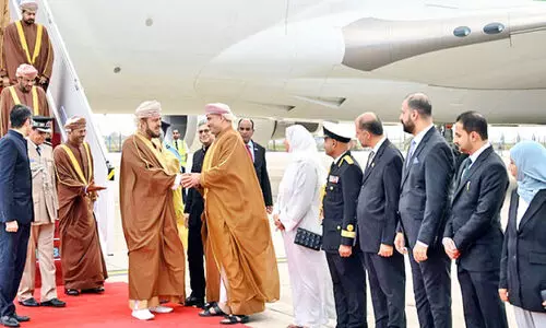 ഒ​മാ​ൻ പ്ര​തി​നി​ധി