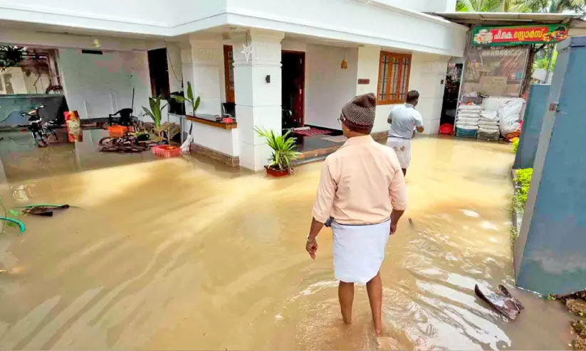ദേശീയപാത വികസനം; ദുരിതമൊഴിയാതെ കുടുംബങ്ങൾ ദേശീയപാത വികസനം; ദുരിതമൊഴിയാതെ കുടുംബങ്ങൾ
