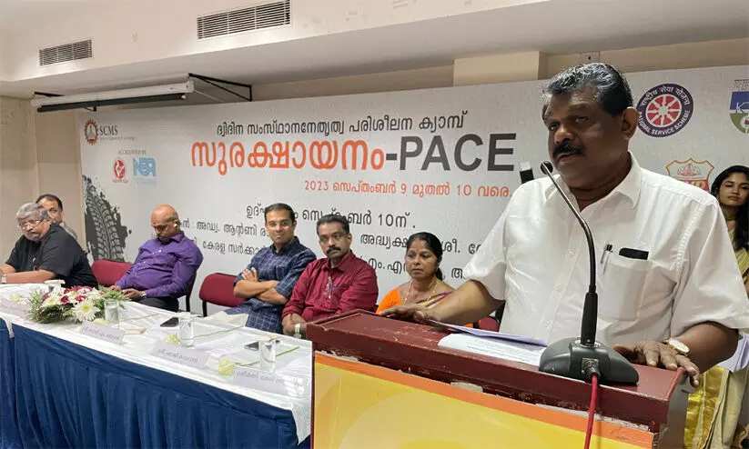 എ.ഐ കാമറകൾ സ്ഥാപിച്ചതോടെ ഗതാഗത നിയമലംഘനങ്ങൾ കുറഞ്ഞുവെന്ന് ആന്റണി രാജു എ.ഐ കാമറകൾ സ്ഥാപിച്ചതോടെ ഗതാഗത നിയമലംഘനങ്ങൾ കുറഞ്ഞുവെന്ന് ആന്റണി രാജു