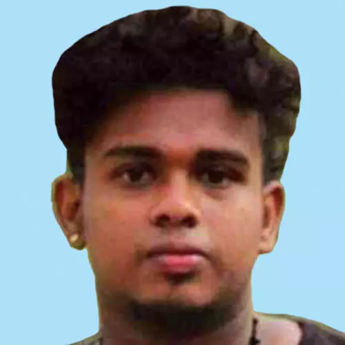 ബൈ​ക്ക​പ​ക​ട​ത്തി​ൽ യു​വാ​വ് മ​രി​ച്ചു