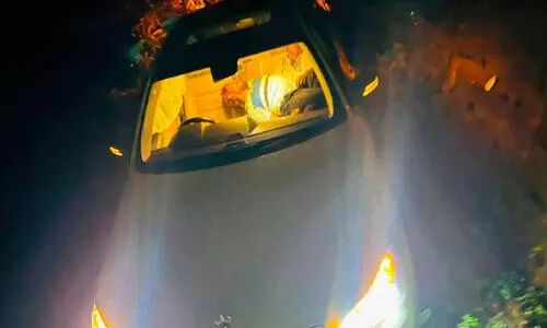 ലഹരിസംഘം സഞ്ചരിച്ച കാർ താഴ്ചയിലേക്ക് മറിഞ്ഞു