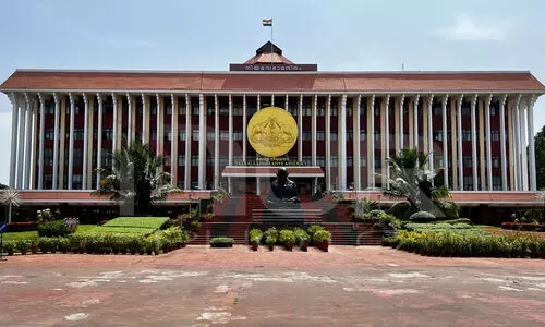 നിയമസഭ സമ്മേളനം നാളെ, ചാണ്ടി ഉമ്മൻ സത്യപ്രതിജ്ഞക്ക് എത്തുക പുതുപ്പള്ളി ഹൗസിൽ നിന്ന്