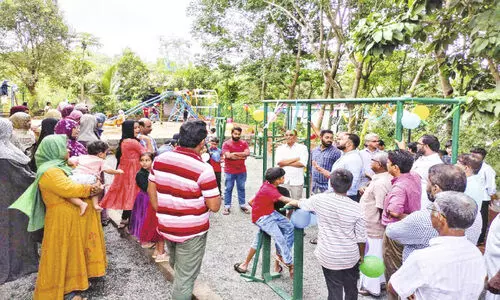 മ​സ്ജി​ദ് കാ​മ്പ​സി​ലെ ഓ​പ​ൺ ജിം ​ആ​ൻ​ഡ് ചി​ൽ​ഡ്ര​ൻ​സ്  പാ​ർ​ക്ക്