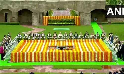 ജി20: ലോകനേതാക്കൾ രാജ്ഘട്ടിലെത്തി ​മഹാത്മഗാന്ധിക്ക് ആദരമർപ്പിച്ചു