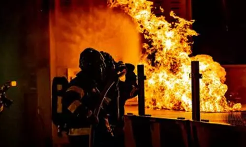 ജി 20 ഉച്ചകോടി വേദിക്ക് സമീപത്തെ ക്ഷേത്രത്തിന് പുറത്ത് തീപിടിത്തം