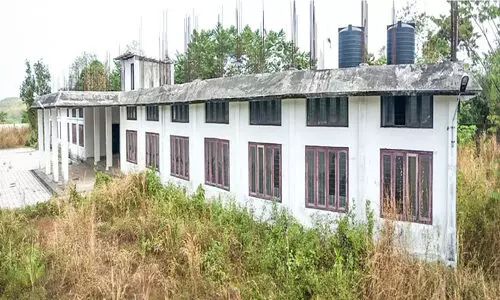 വ​നി​ത ഹോ​സ്റ്റ​ൽ