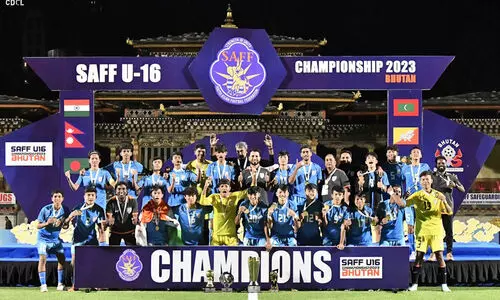 അണ്ടർ 16 സാഫ് കപ്പ് കിരീടം ഇന്ത്യക്ക്; ഏകപക്ഷീയമായ രണ്ടുഗോളിന് ബംഗ്ലാദേശിനെ തകർത്തു