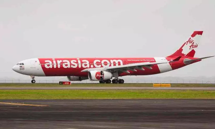 നെടുമ്പാശ്ശേരിയിൽ വിമാനം തിരിച്ചിറക്കി; ഹൈഡ്രോളിക് സംവിധാനത്തിലെ തകരാറെന്ന് വിശദീകരണം