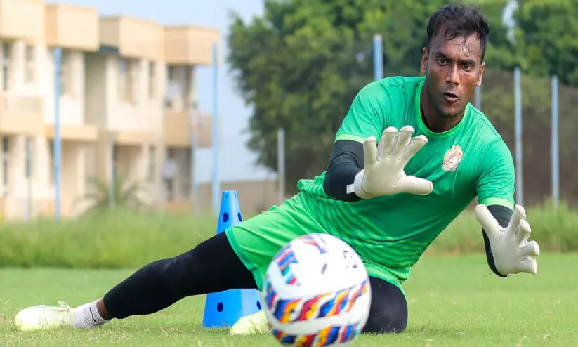 ഷി​ബി​ൻ​രാ​ജ് പ​ഞ്ചാ​ബ് എ​ഫ്.​സി​യി​ൽ