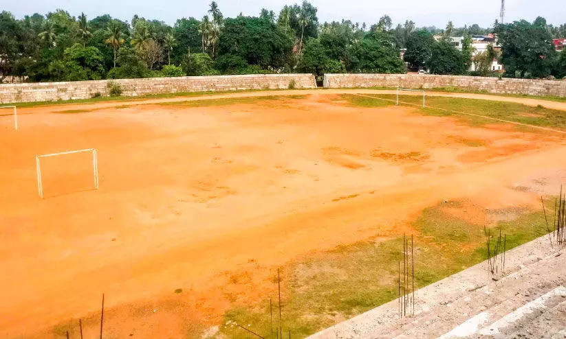 മൂവാറ്റുപുഴ ഇൻഡോർ സ്റ്റേഡിയം; പദ്ധതി തുക 44.22 കോടിയാക്കി ഡി.പി.ആറിൽ മാറ്റം മൂവാറ്റുപുഴ ഇൻഡോർ സ്റ്റേഡിയം; പദ്ധതി തുക 44.22 കോടിയാക്കി ഡി.പി.ആറിൽ മാറ്റം