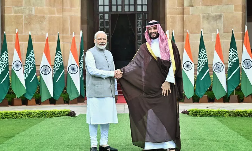 ‘ഇന്ത്യ-സൗദി ബന്ധത്തിലെ പുതിയ അധ്യായം’; നരേന്ദ്ര മോദിയും സൗദി കിരീടാവകാശിയും കൂടിക്കാഴ്ച നടത്തി ‘ഇന്ത്യ-സൗദി ബന്ധത്തിലെ പുതിയ അധ്യായം’; നരേന്ദ്ര മോദിയും സൗദി കിരീടാവകാശിയും കൂടിക്കാഴ്ച നടത്തി