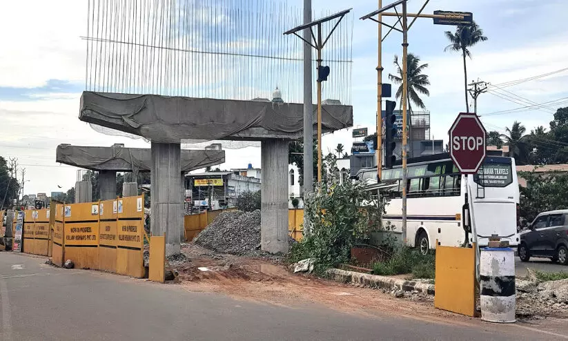 മേൽപാലം പണിയാതെ പിന്നോട്ടില്ല; സമരം ശക്തമാക്കാൻ ജനകീയസമിതി