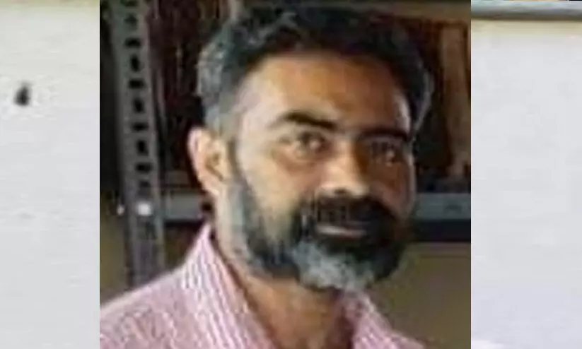 ഫിഷറീസ് ഓഫിസർ കുഴഞ്ഞ് വീണ് മരിച്ചു ഫിഷറീസ് ഓഫിസർ കുഴഞ്ഞ് വീണ് മരിച്ചു