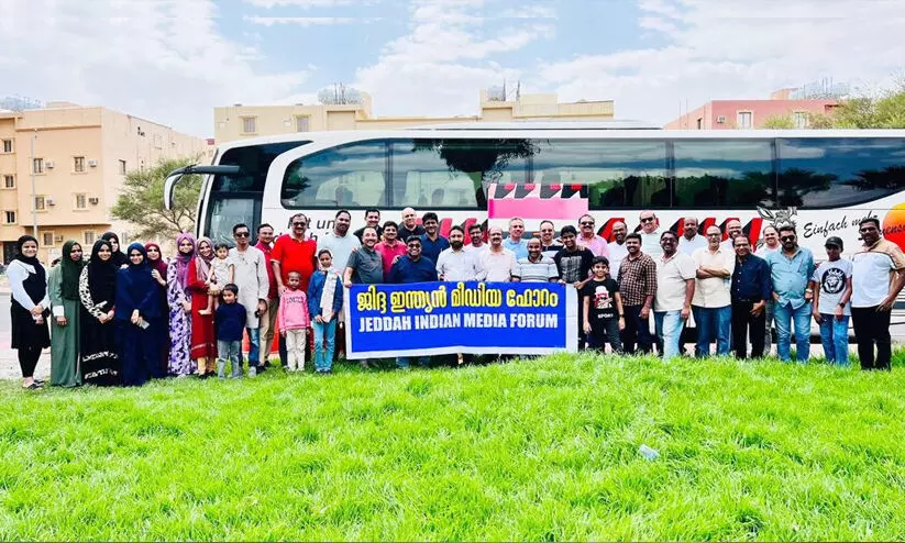 ഇബാൽ ബനീ മാലിക് താഴ്വരയിലേക്ക് വിനോദ, വിജ്ഞാന യാത്ര നടത്തി ജിദ്ദ ഇന്ത്യൻ മീഡിയ ഫോറം ഇബാൽ ബനീ മാലിക് താഴ്വരയിലേക്ക് വിനോദ, വിജ്ഞാന യാത്ര നടത്തി ജിദ്ദ ഇന്ത്യൻ മീഡിയ ഫോറം
