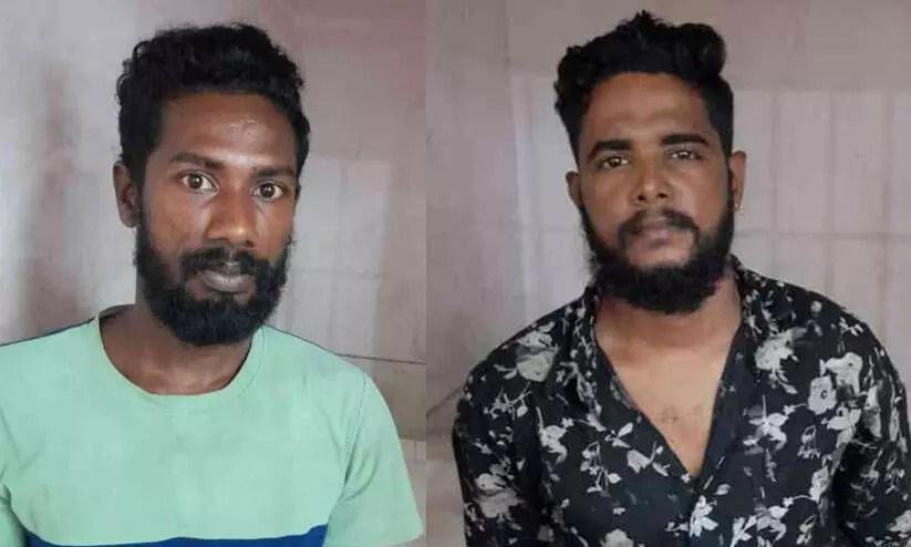 അയൽവാസിയെ വീട്ടിൽ കയറി മർദിച്ച സംഭവം; പ്രതികൾ പിടിയിൽ അയൽവാസിയെ വീട്ടിൽ കയറി മർദിച്ച സംഭവം; പ്രതികൾ പിടിയിൽ