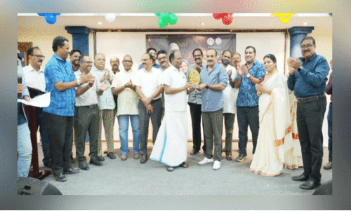 മു​ട്ടം സ​രി​ഗ​മ വി​ള​യി​ൽ ഫ​സീ​ല പ്ര​ഥ​മ    പു​ര​സ്‌​കാ​രം യൂ​സ​ഫ് കാ​ര​ക്കാ​ടി​ന്